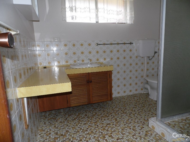 A/3 Hamersley Drive, Carey Park WA 6230