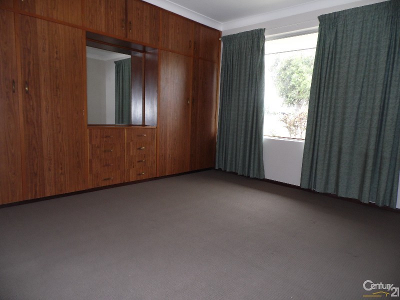 A/3 Hamersley Drive, Carey Park WA 6230