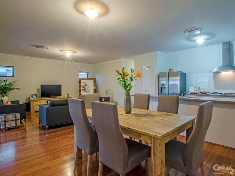 4 Duncan Loop, Millbridge WA 6232