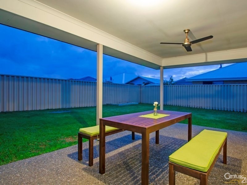 4 Duncan Loop, Millbridge WA 6232