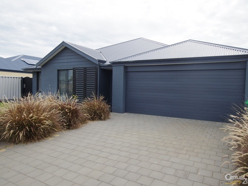 360 Parade Road, Dalyellup WA 6230