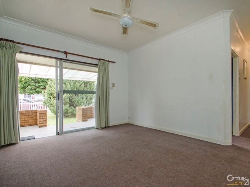 6 Hales Street, Carey Park WA 6230