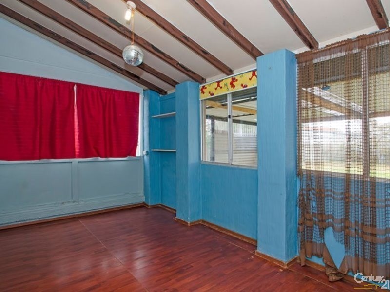 6 Hales Street, Carey Park WA 6230