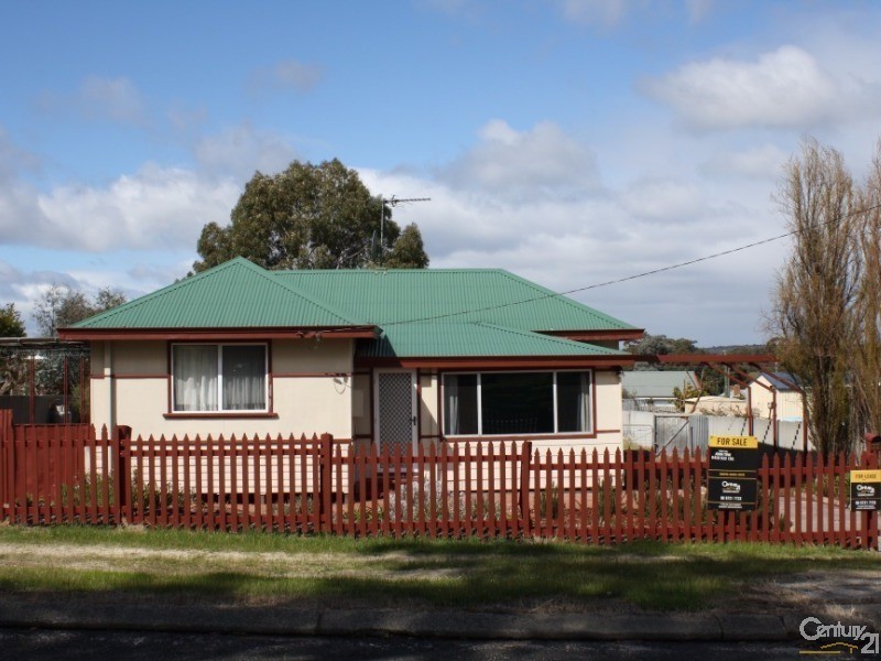 32 Porter Street, Collie WA 6225
