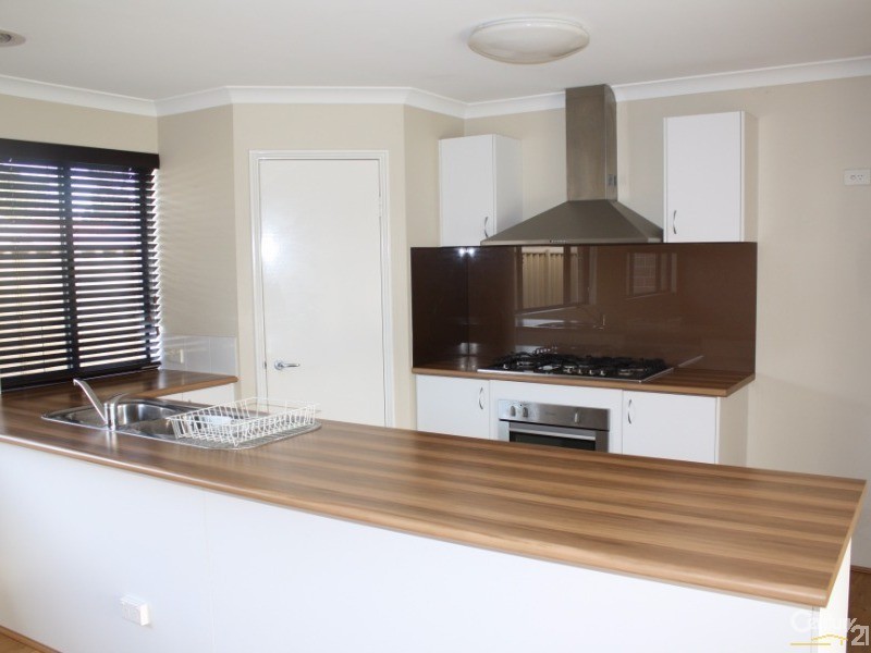 5 Gosse Way, Dalyellup WA 6230