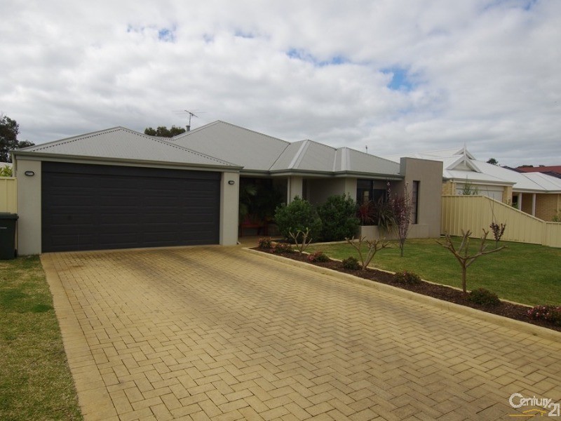 24 Kwenda Loop, Capel WA 6271