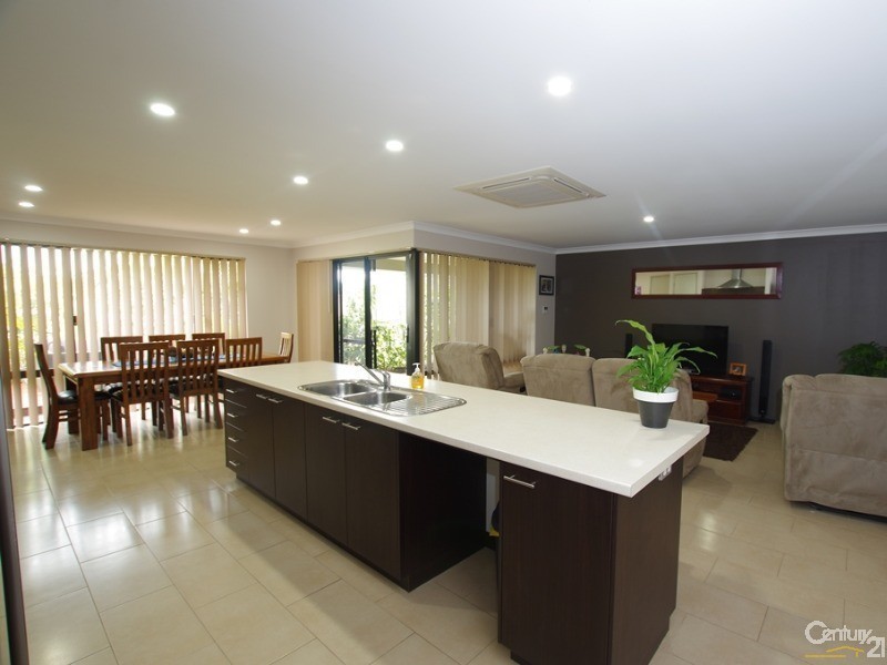 24 Kwenda Loop, Capel WA 6271