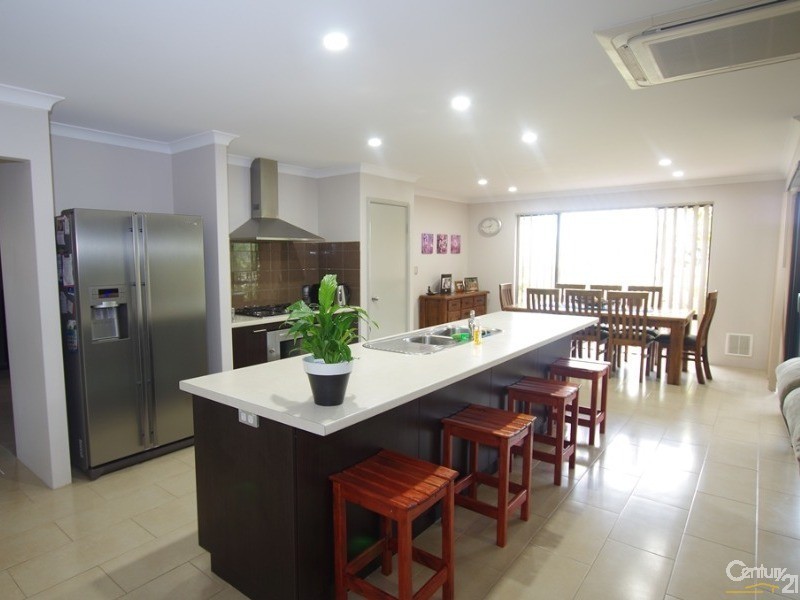 24 Kwenda Loop, Capel WA 6271