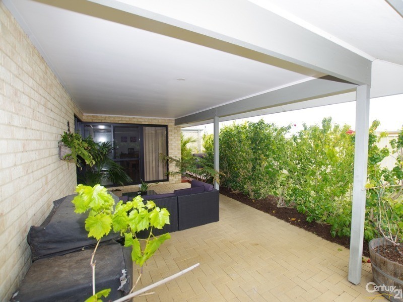 24 Kwenda Loop, Capel WA 6271