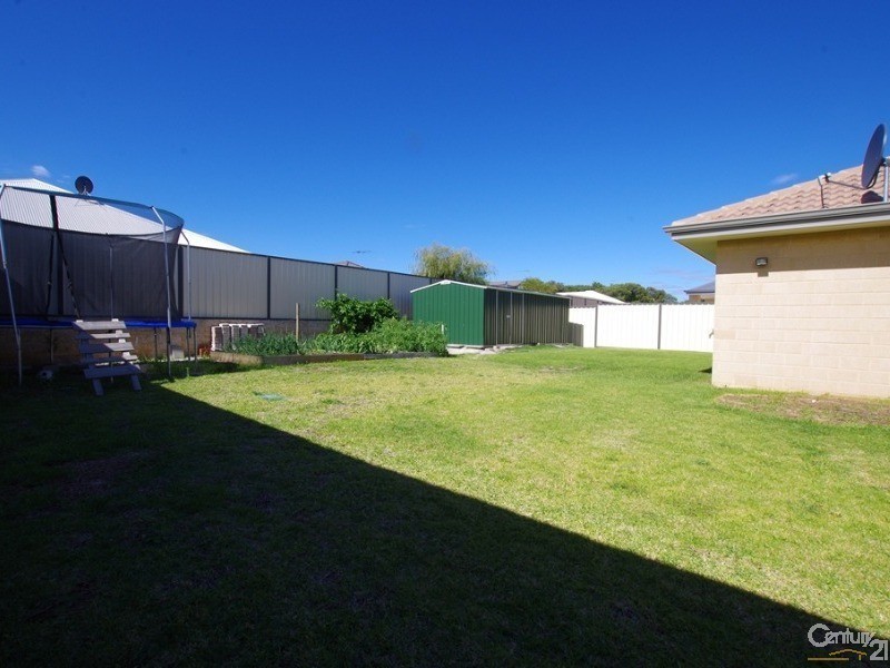 10 Werloo Approach, Capel WA 6271