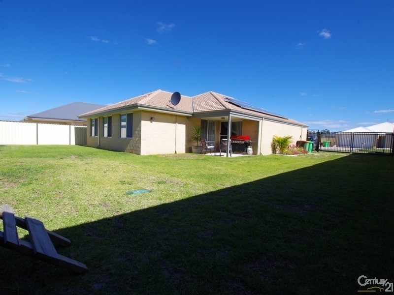 10 Werloo Approach, Capel WA 6271
