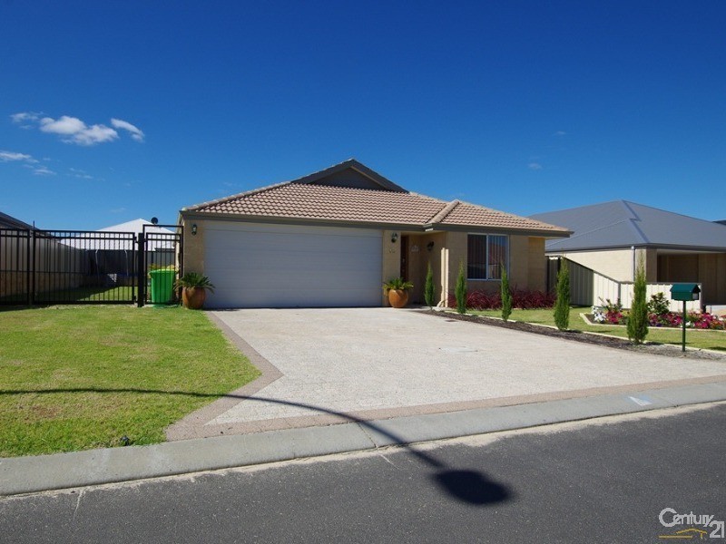 10 Werloo Approach, Capel WA 6271