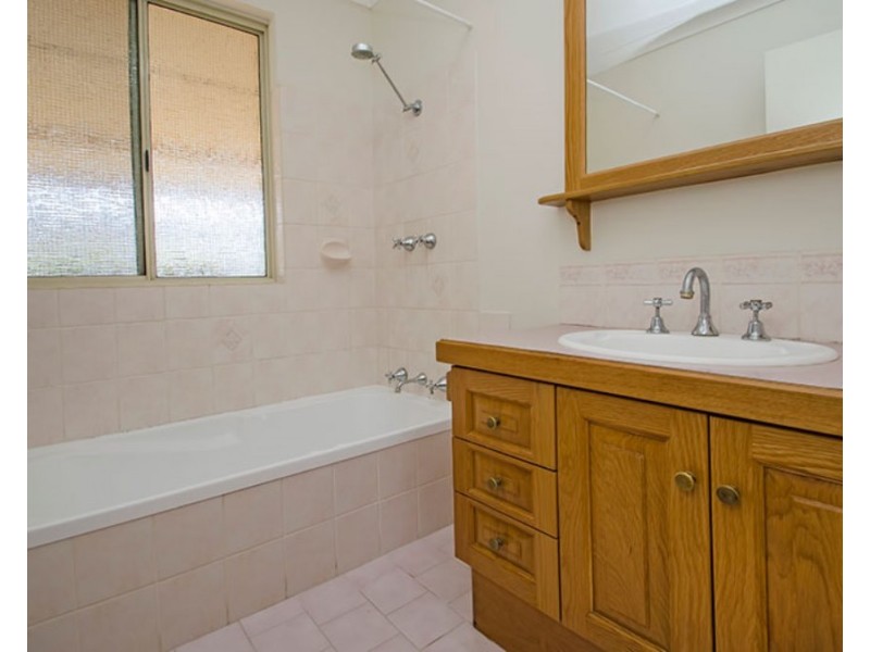 6 Kelderman Elbow, Eaton WA 6232