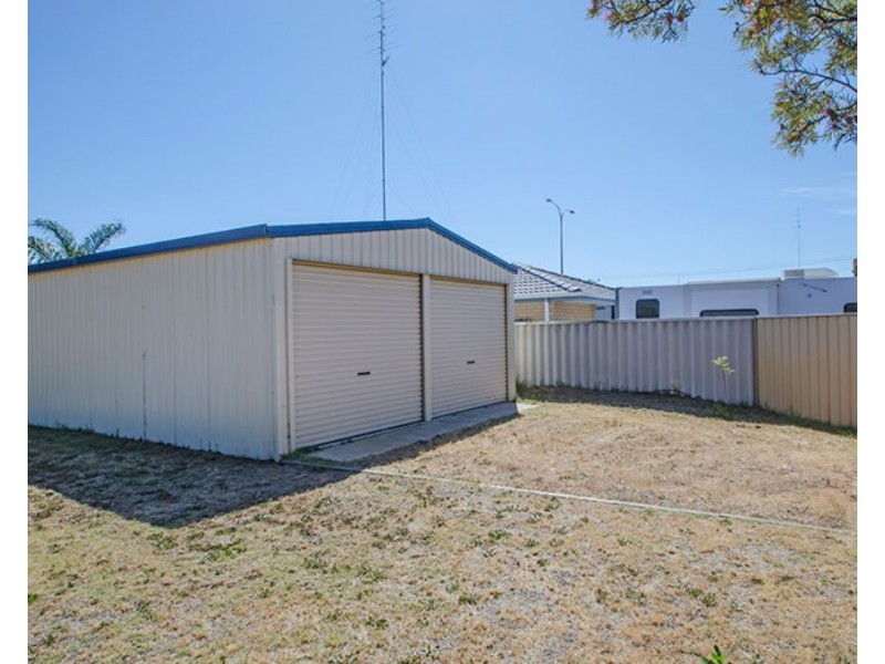 6 Kelderman Elbow, Eaton WA 6232