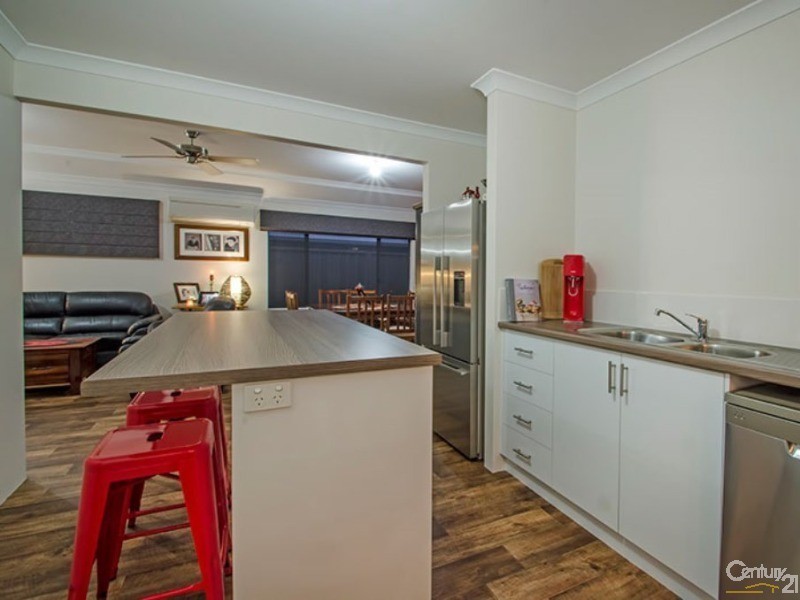 5 Coppin Place, Australind WA 6233