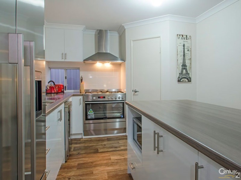 5 Coppin Place, Australind WA 6233