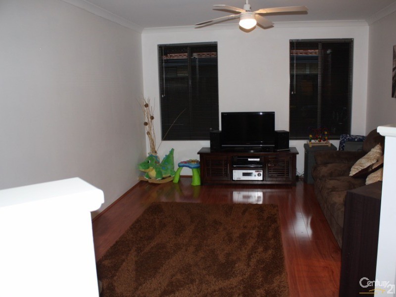 74 Glenfield Drive, Australind WA 6233