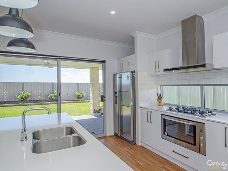 20 Ammolite Way, Australind WA 6233