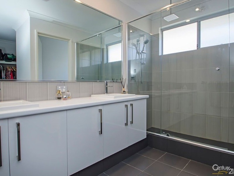 20 Ammolite Way, Australind WA 6233