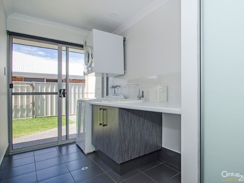 20 Ammolite Way, Australind WA 6233
