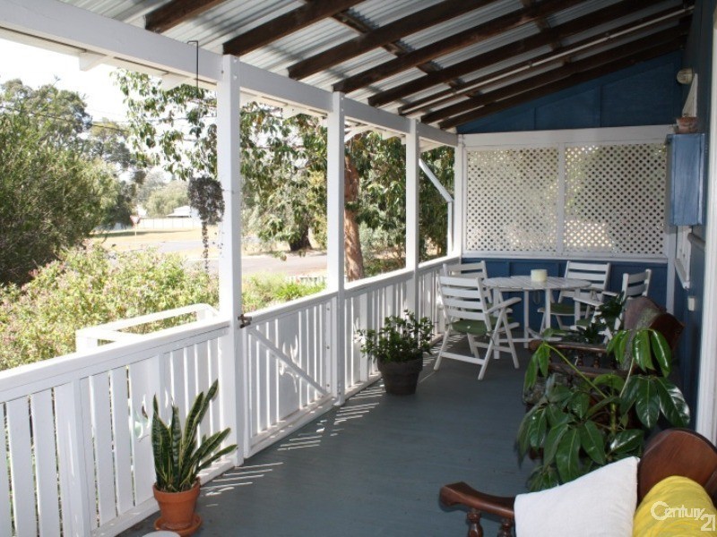 17 Union Street, Donnybrook WA 6239