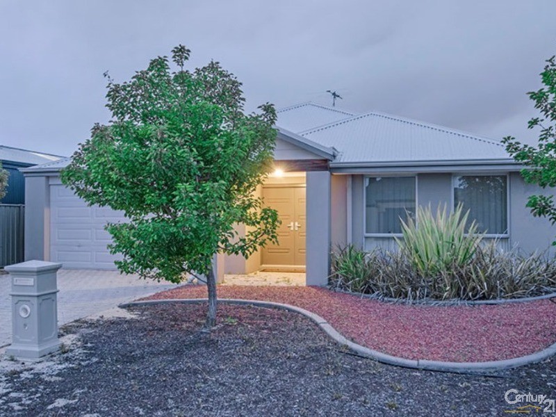 8 Fantail Loop, Eaton WA 6232