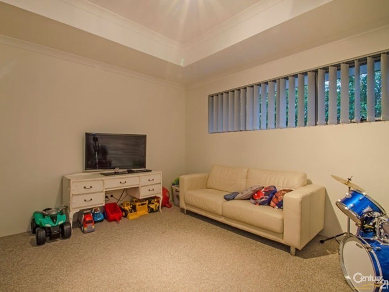 8 Fantail Loop, Eaton WA 6232