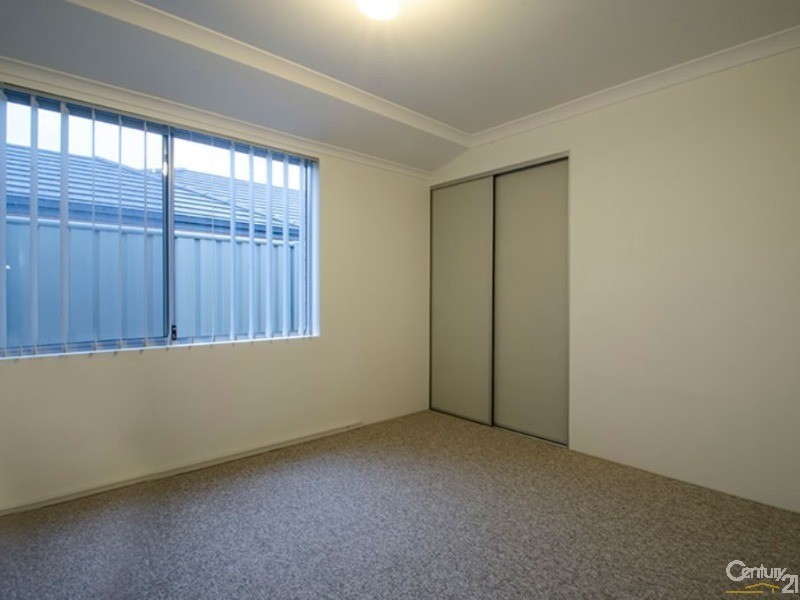 8 Fantail Loop, Eaton WA 6232