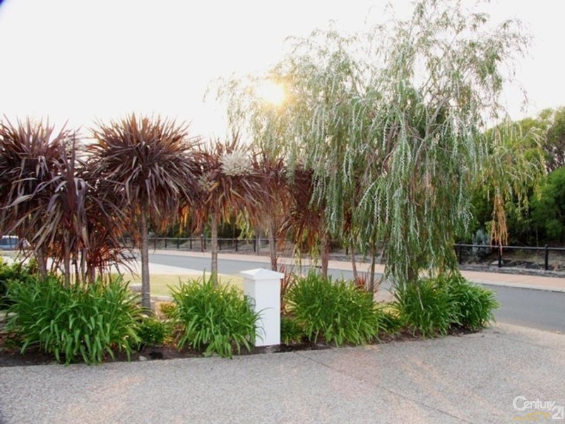 26 Killerby Drive, Dalyellup WA 6230