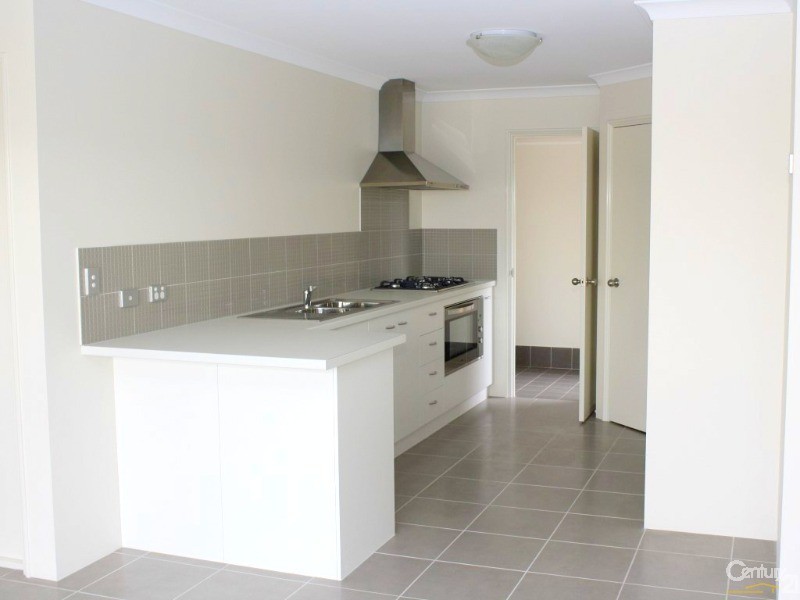 2c Lunar Avenue, Australind WA 6233