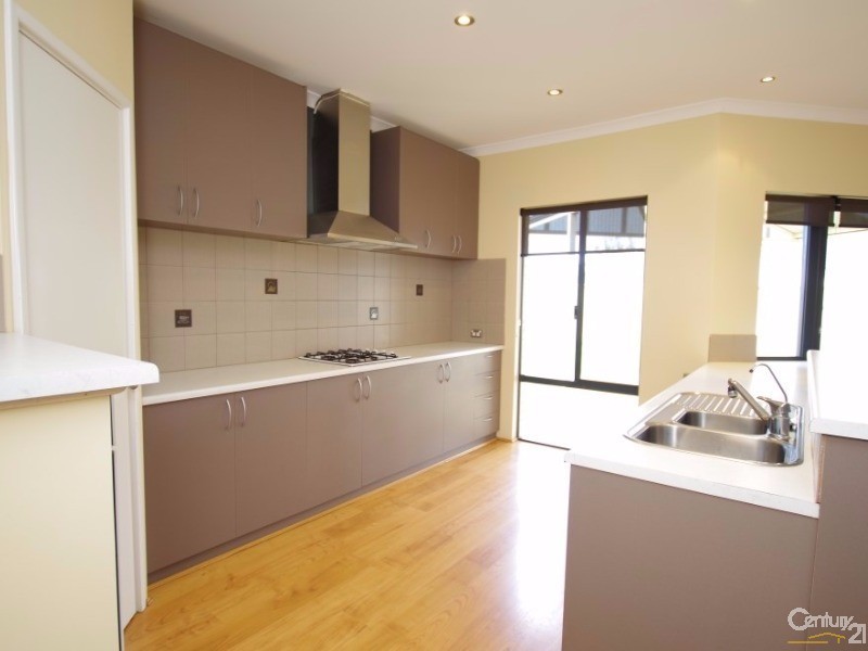 13 Tonkin Fairway, Dalyellup WA 6230