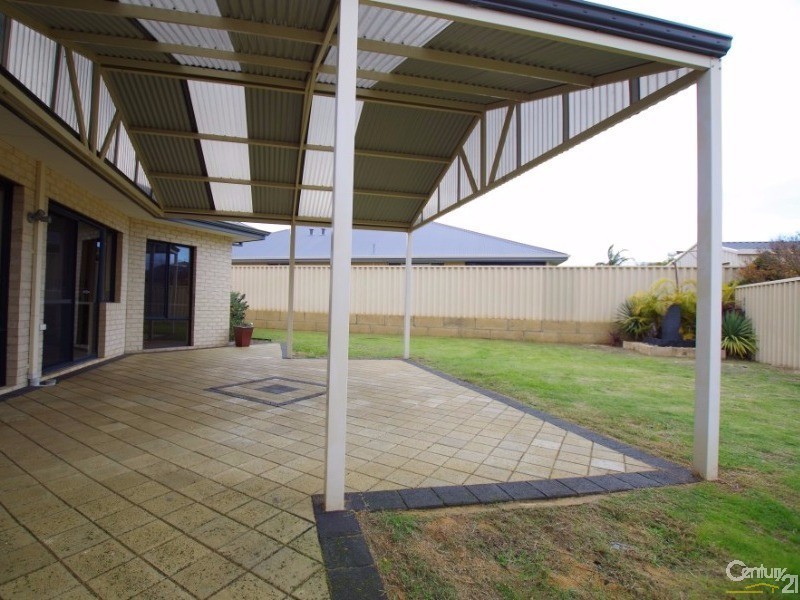 13 Tonkin Fairway, Dalyellup WA 6230