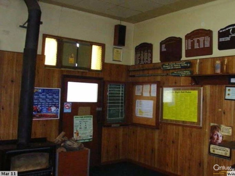 111 Clive Street, Katanning WA 6317