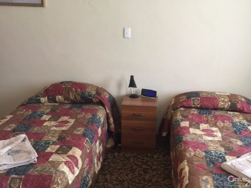 111 Clive Street, Katanning WA 6317