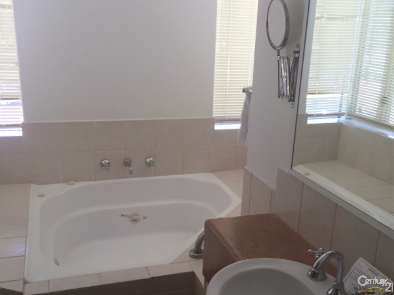 30/105 Old Coast Road, Pelican Point WA 6230