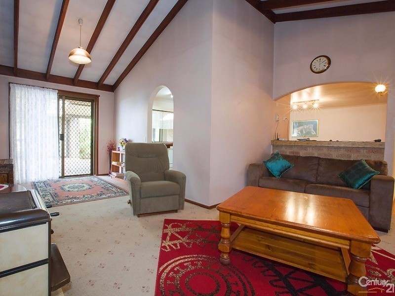 21 Crampton Avenue, Eaton WA 6232