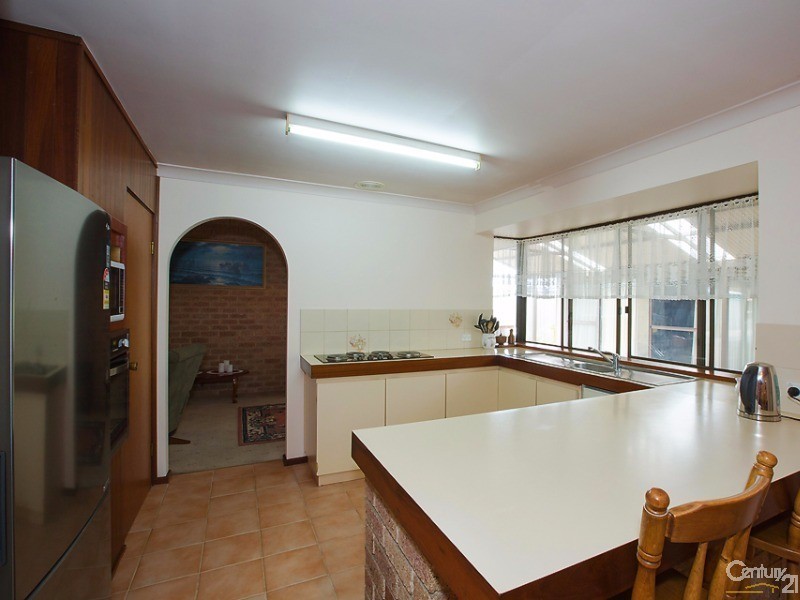 21 Crampton Avenue, Eaton WA 6232