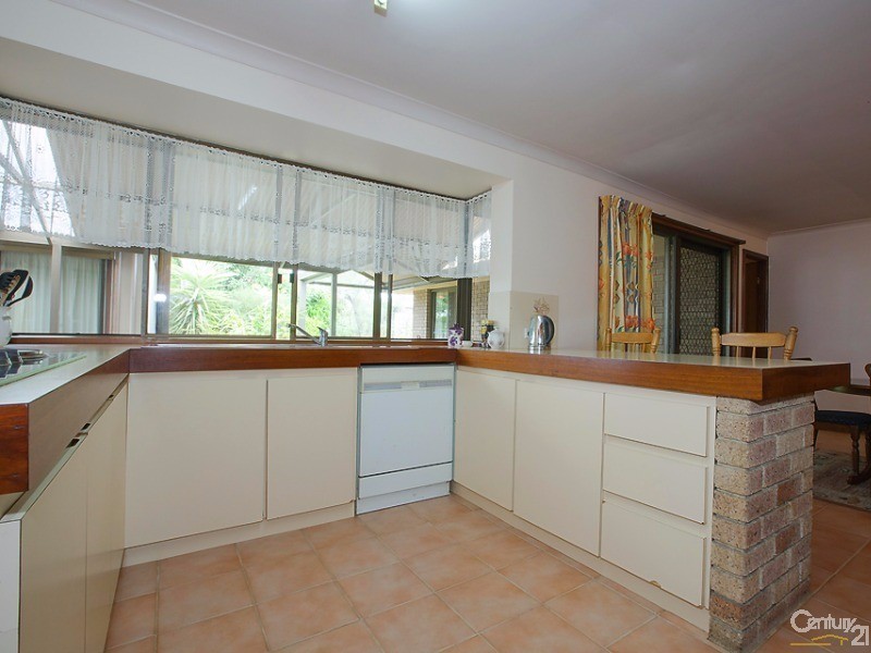 21 Crampton Avenue, Eaton WA 6232