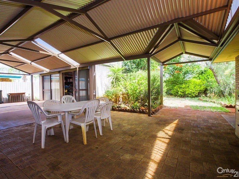 21 Crampton Avenue, Eaton WA 6232