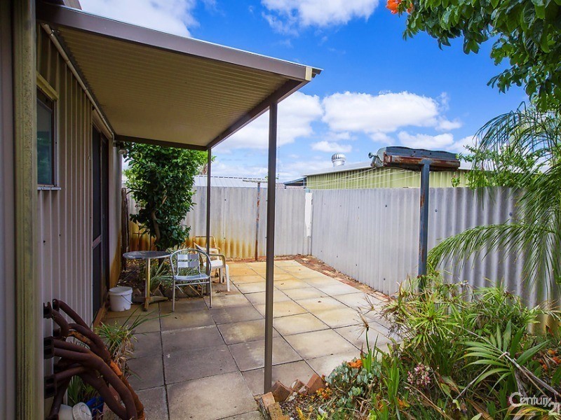 21 Crampton Avenue, Eaton WA 6232