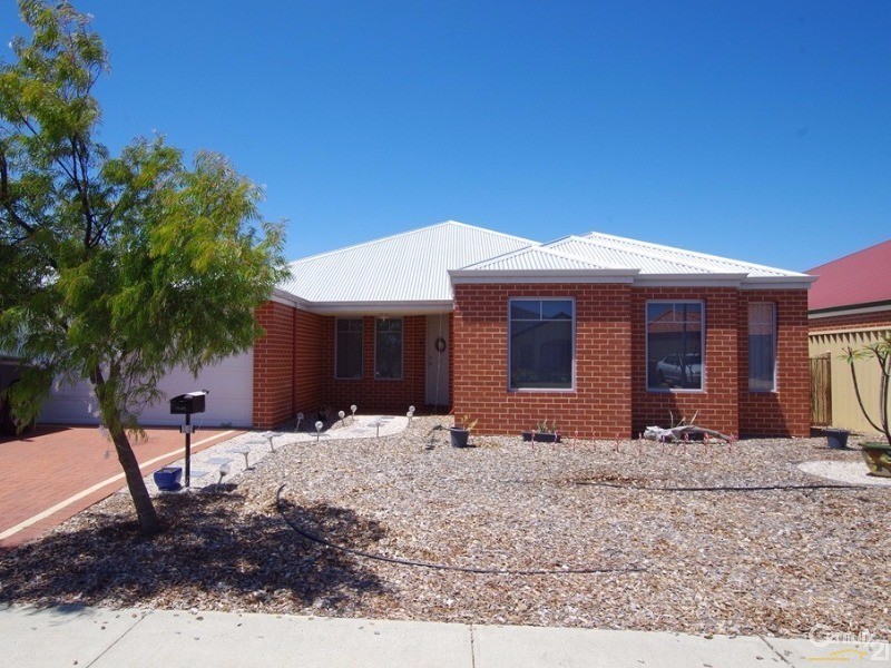 10 Dravite Way, Dalyellup WA 6230