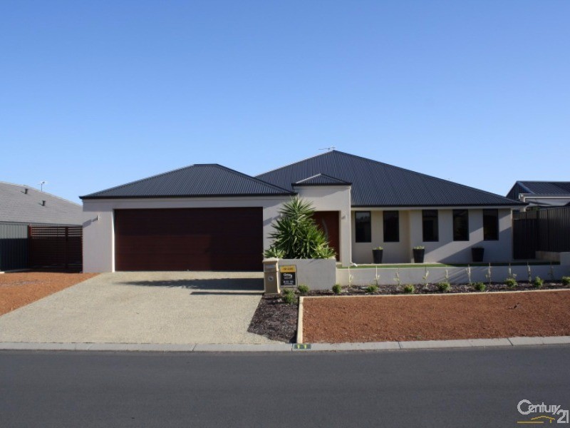 11 Henderson Cres, Australind WA 6233