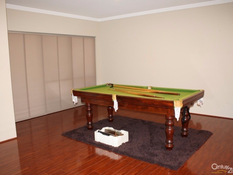 11 Henderson Cres, Australind WA 6233