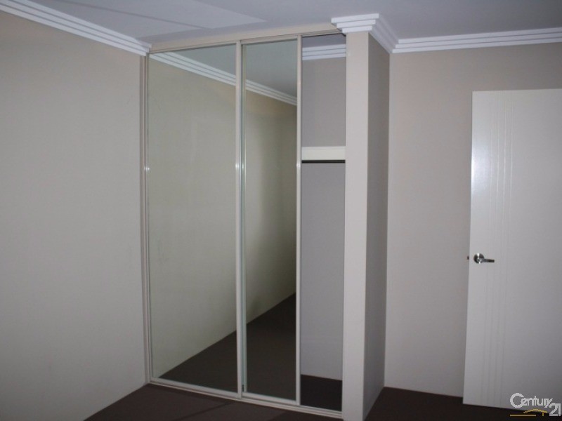 11 Henderson Cres, Australind WA 6233