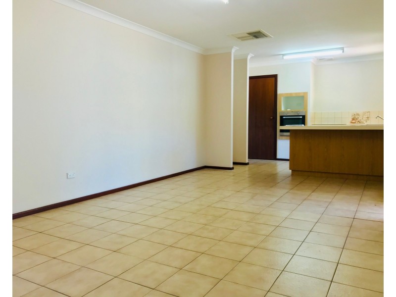 6 Clements Place, Collie WA 6225