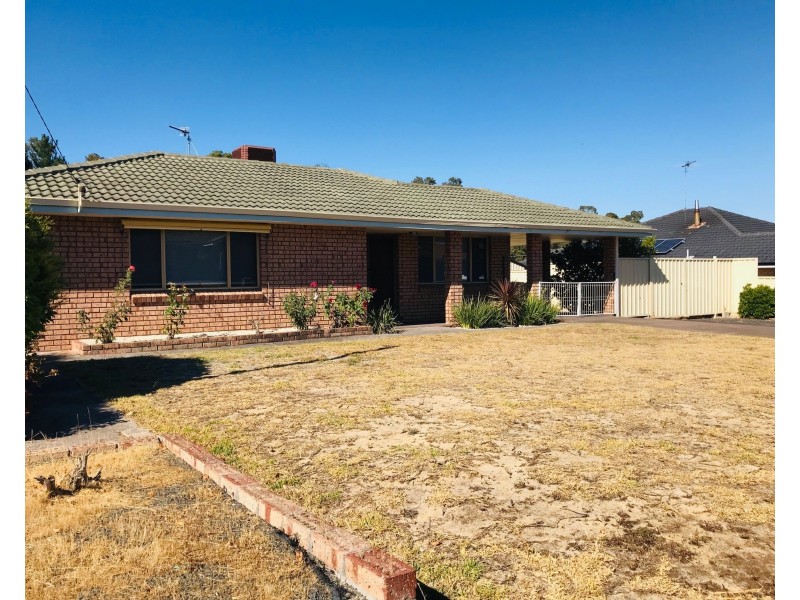 6 Clements Place, Collie WA 6225