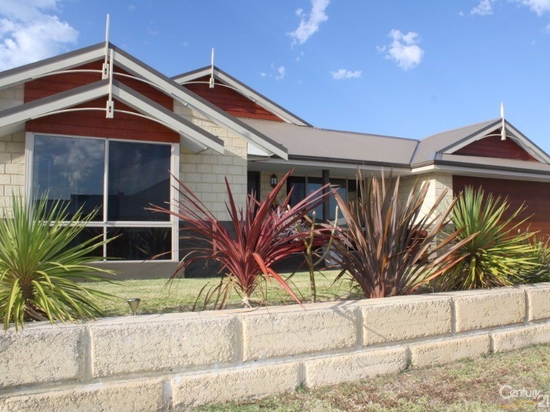 1 Priory Road, Australind WA 6233