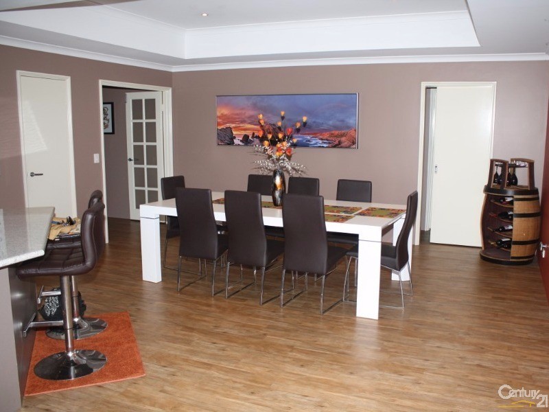 1 Priory Road, Australind WA 6233