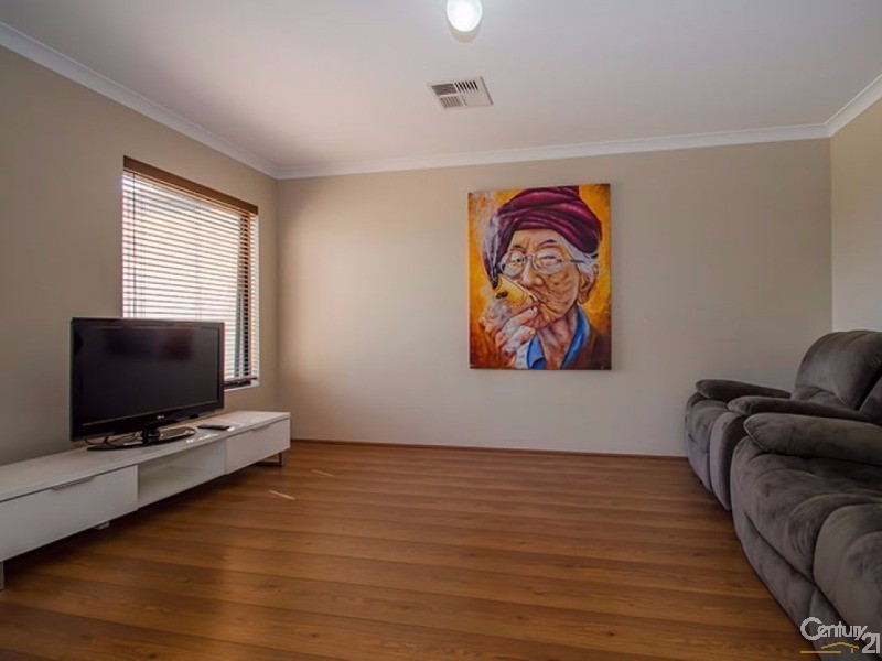 24 Waddingham Loop, Capel WA 6271