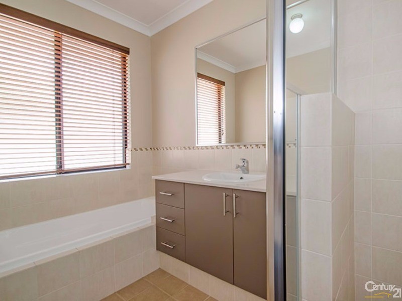 24 Waddingham Loop, Capel WA 6271